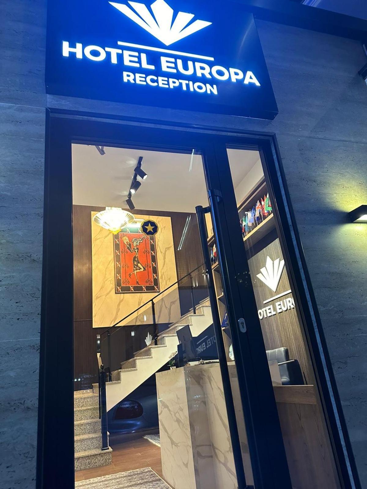 Hotel Europa Prishtina Pristina Exterior foto
