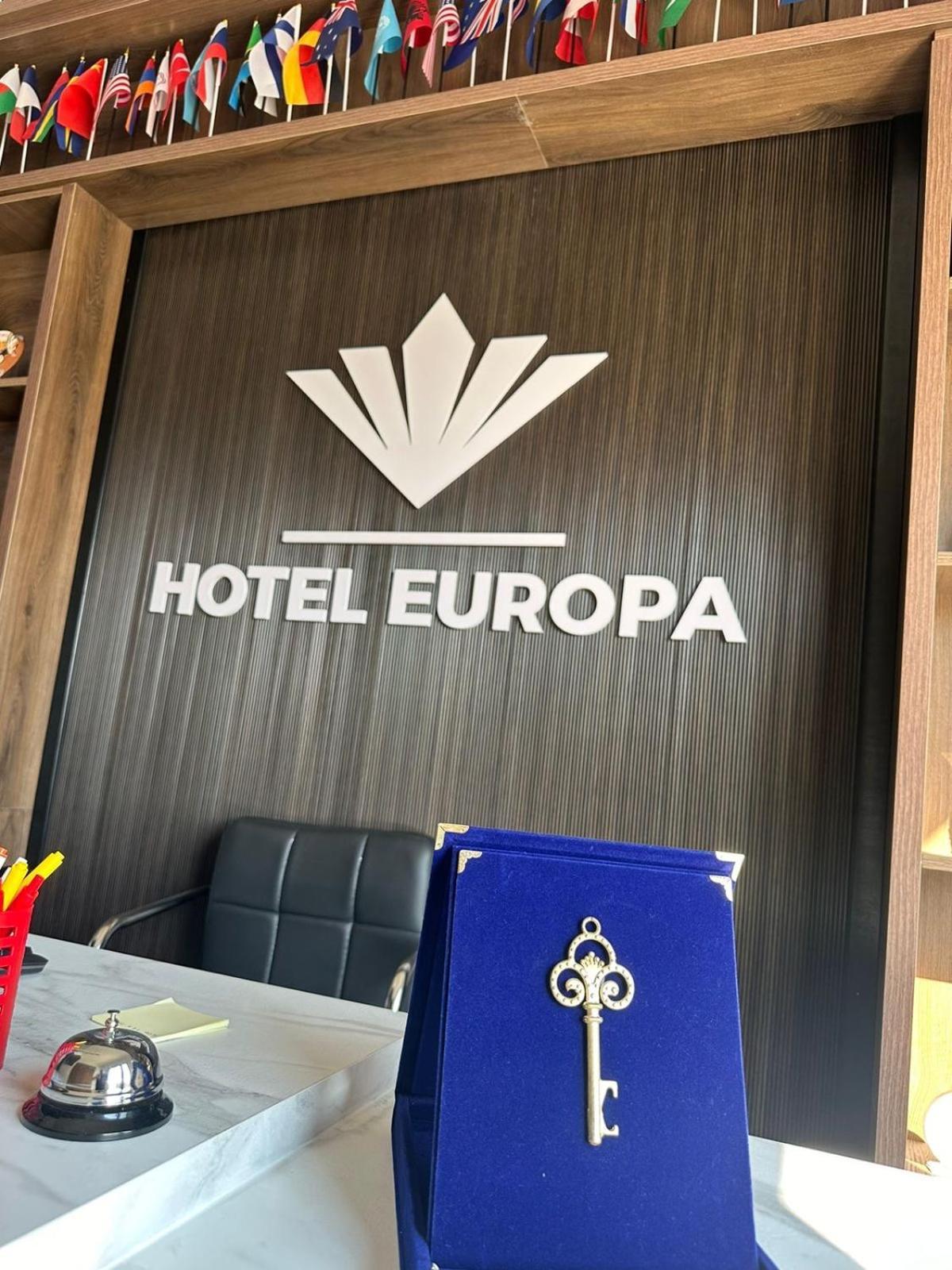 Hotel Europa Prishtina Pristina Exterior foto