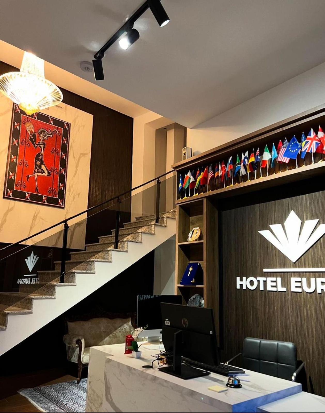 Hotel Europa Prishtina Pristina Exterior foto
